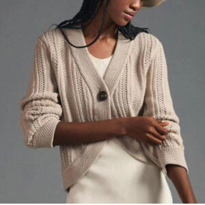 dh New York Anthropologie Curve Hem Cardigan Sweater Size XS In Taupe